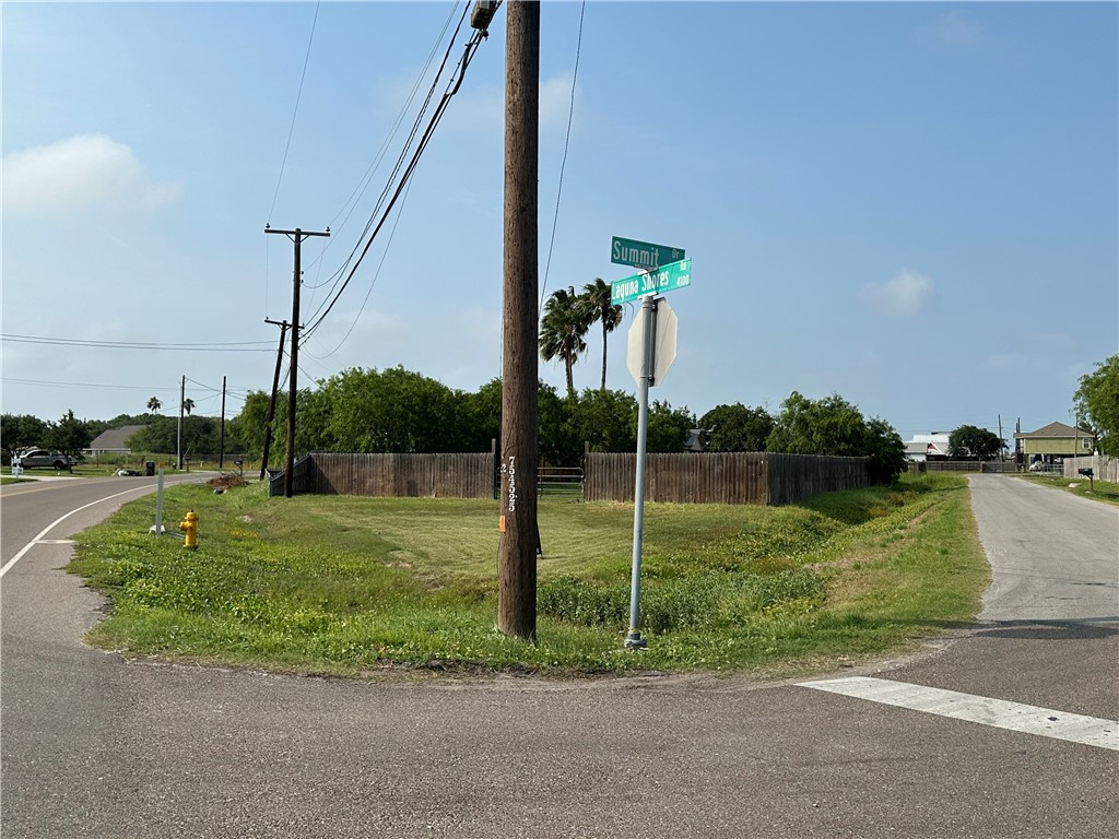 4122 & 4126 Summit Dr Property Photo 26