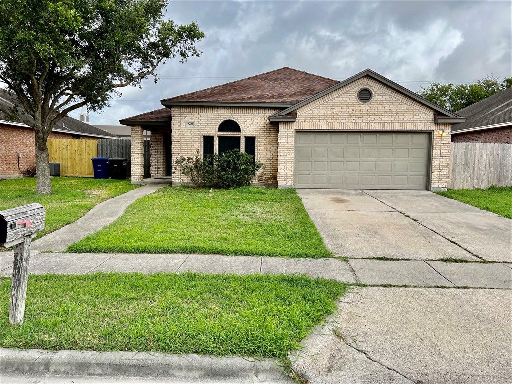 2417 Windblown Dr Property Photo 1