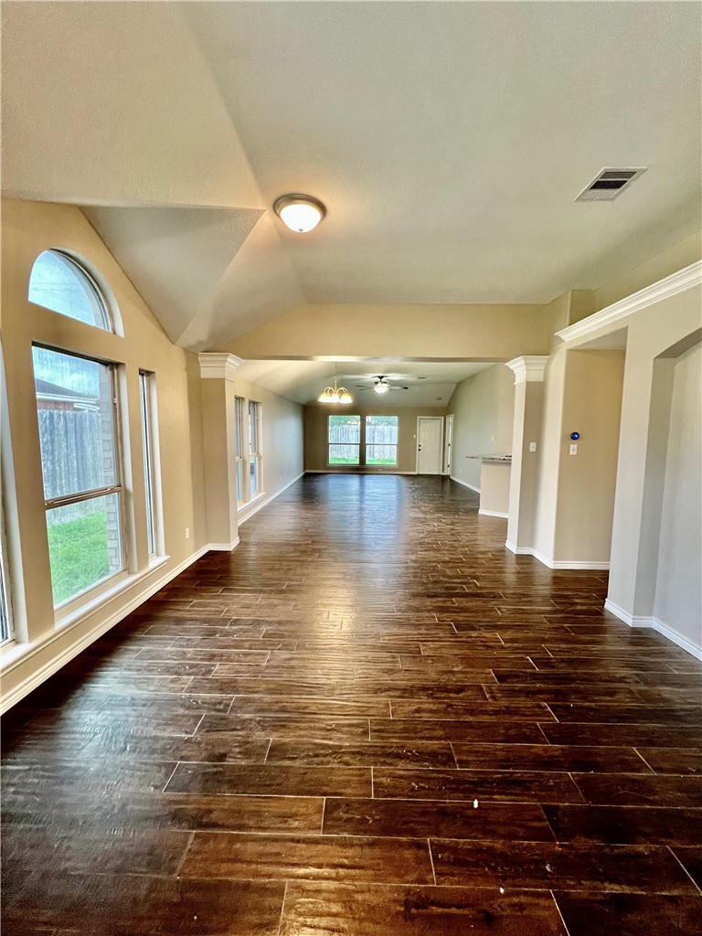 2417 Windblown Dr Property Photo 2