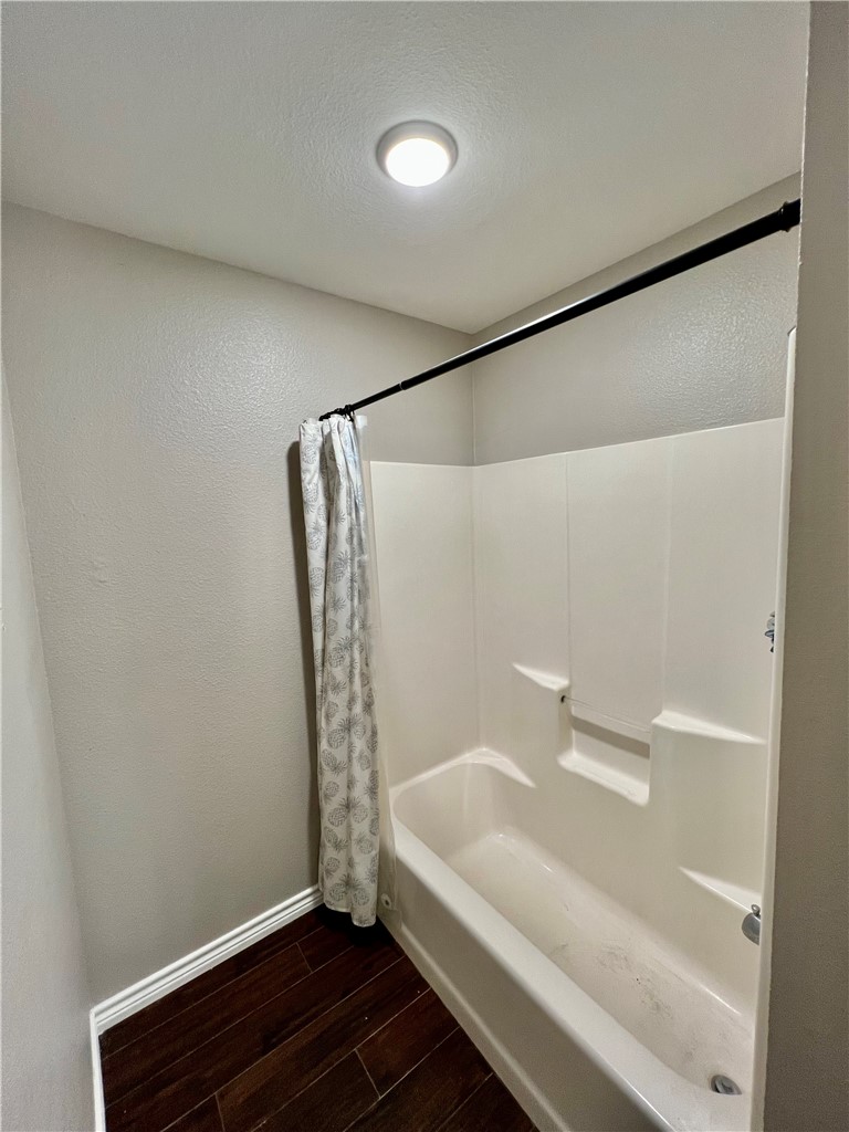 2417 Windblown Dr Property Photo 13