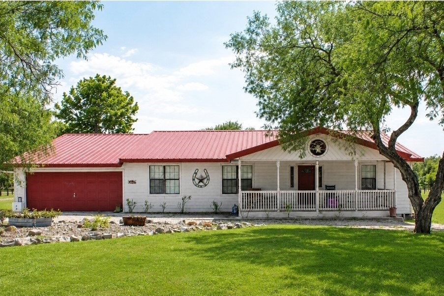 6139 Mockingbird Property Photo 1