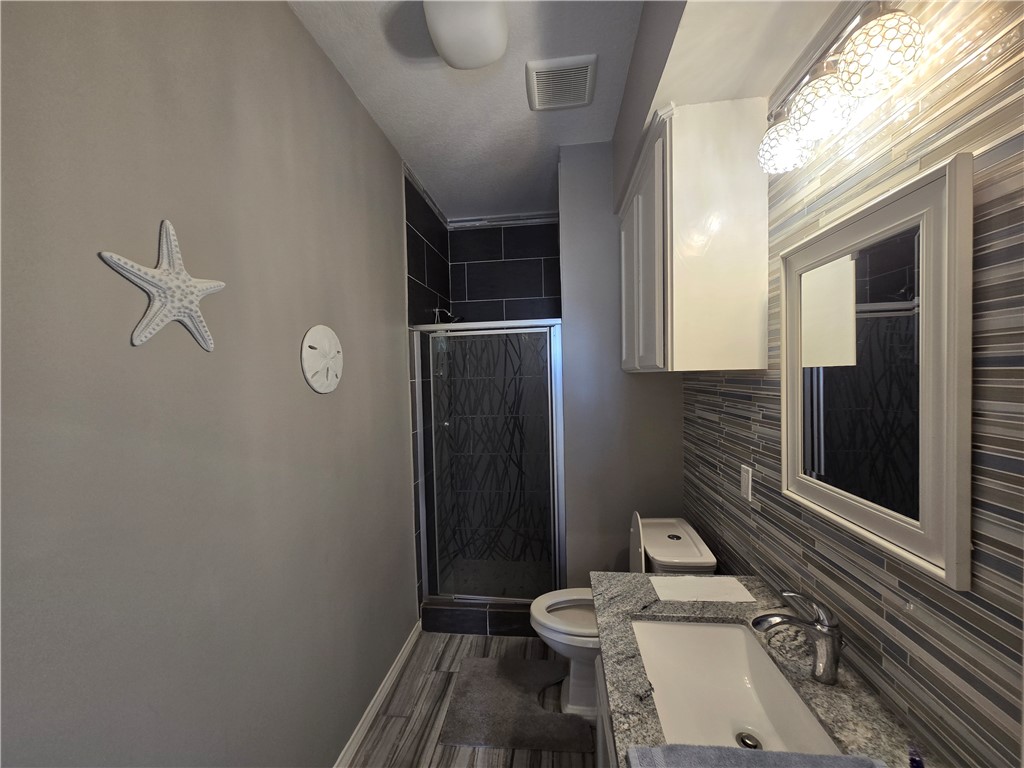 13921 Dasmarinas Dr Property Photo 15