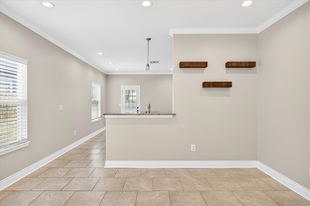 3005 Las Brisas St Property Photo 7