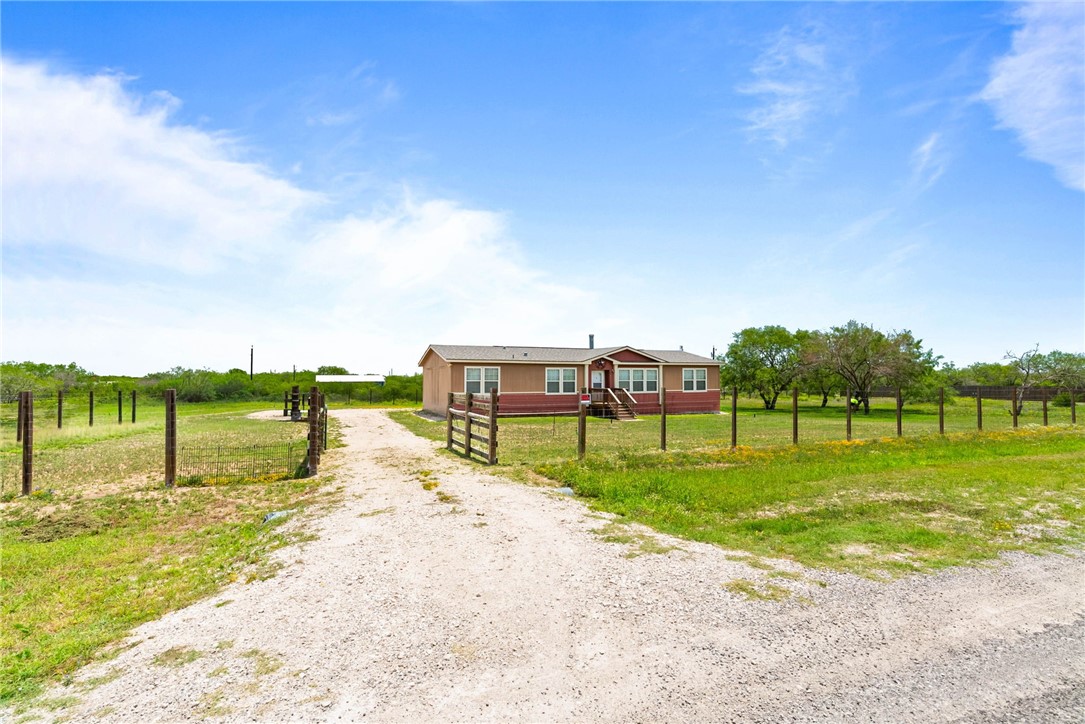 3249 County Road 308 Property Photo 3