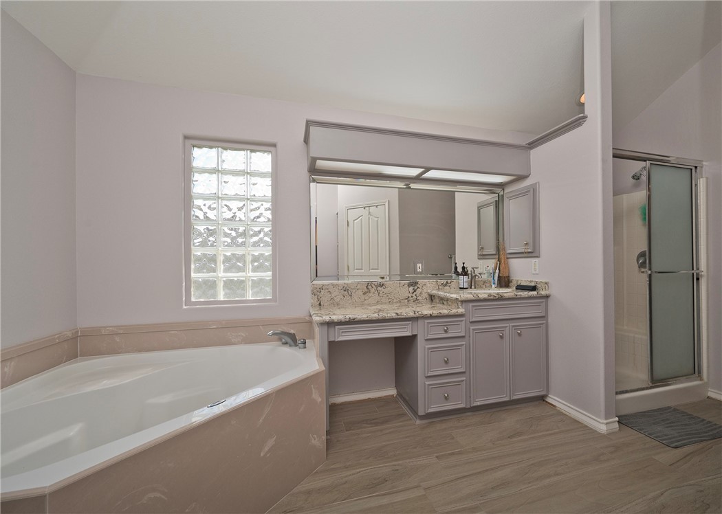 3234 Santa Cruz Dr Property Photo 13