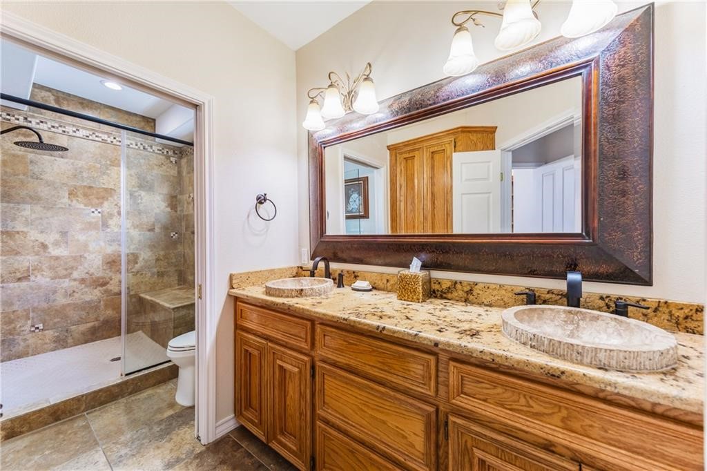 7013 Adcote Dr Property Photo 16