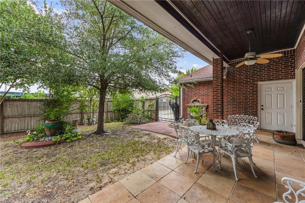 7013 Adcote Dr Property Photo 24
