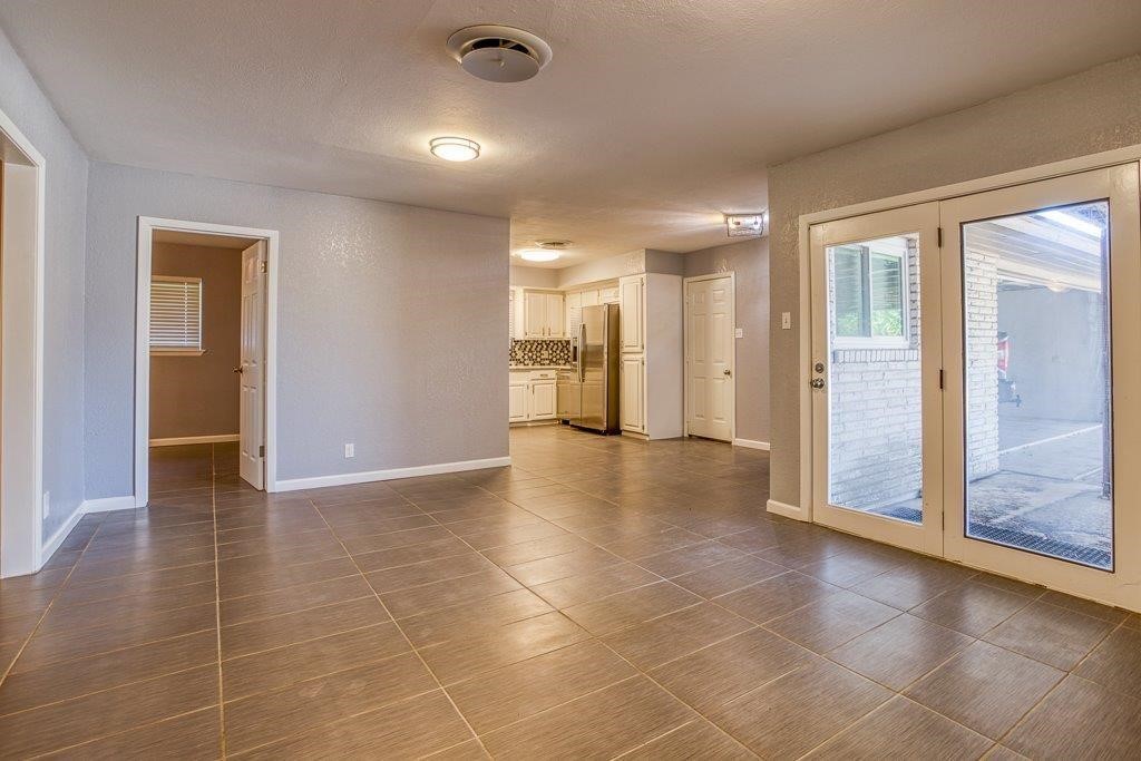 10733 Timbergrove Property Photo 3