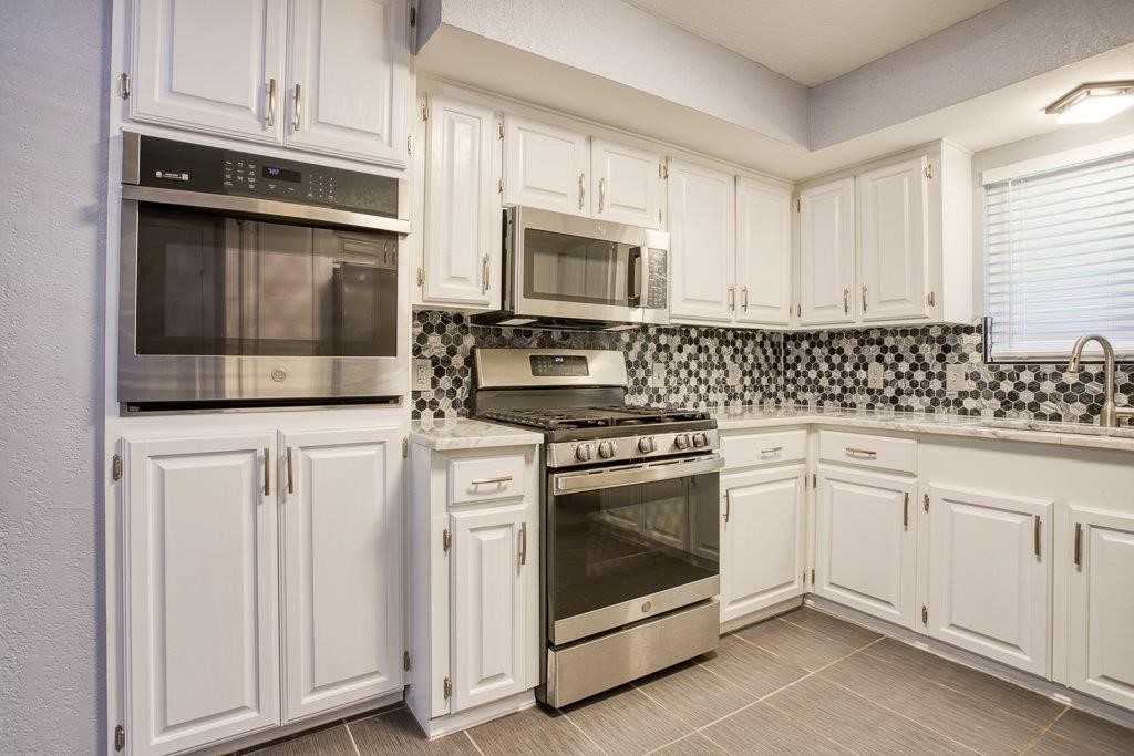 10733 Timbergrove Property Photo 7