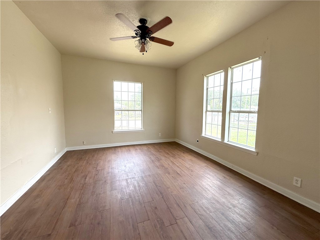 4129 Barrera Dr Property Photo 4