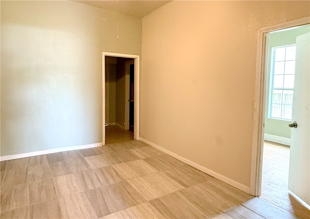 4129 Barrera Dr Property Photo 9
