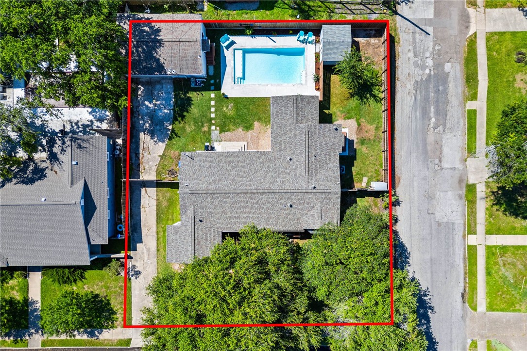335 Laurel Dr Property Photo 31