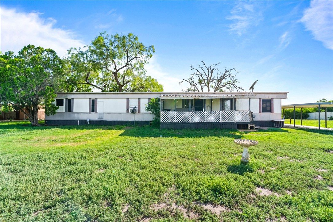 174 Western Skies Property Photo 1