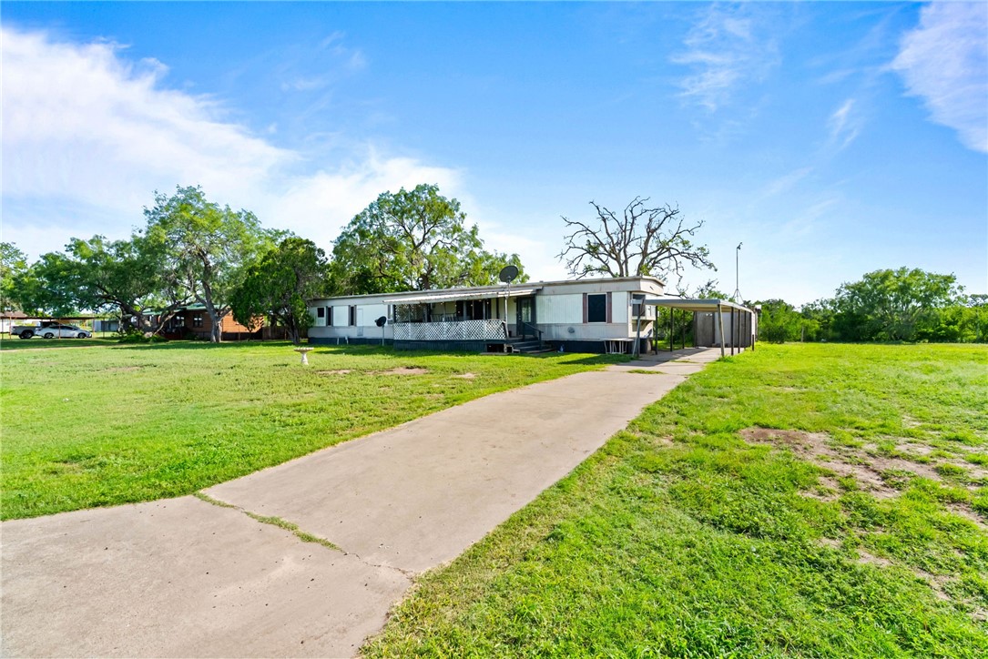 174 Western Skies Property Photo 2