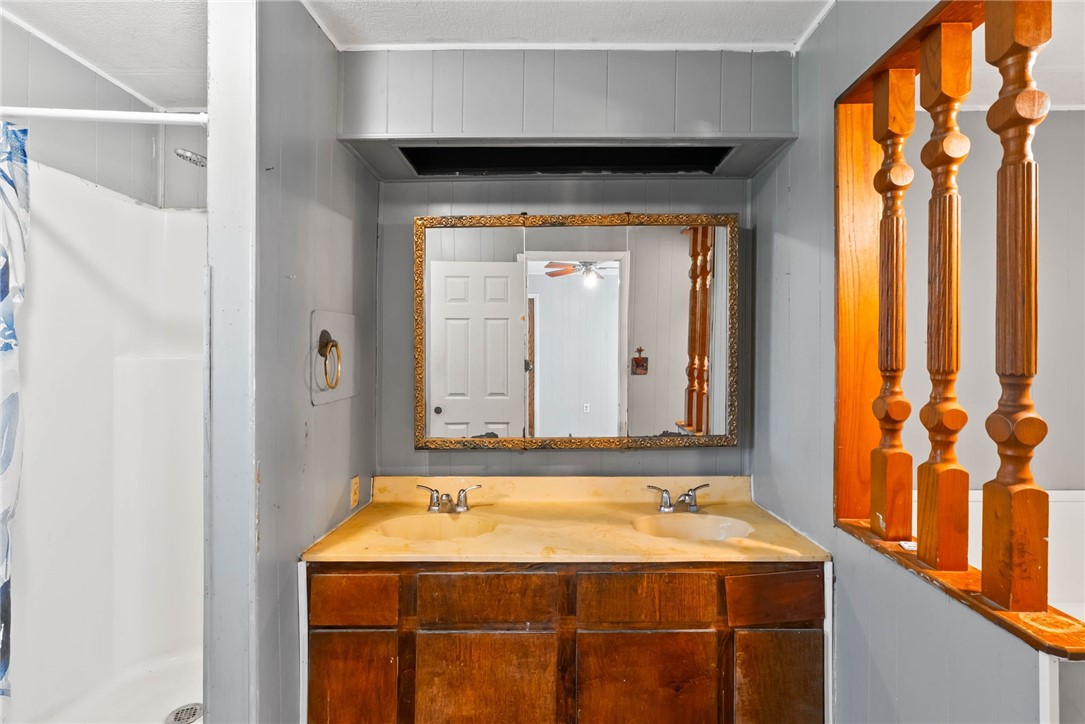 174 Western Skies Property Photo 9