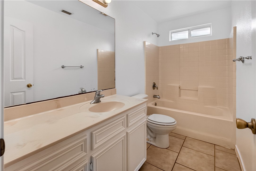3125 Bourgogre Dr Property Photo 30