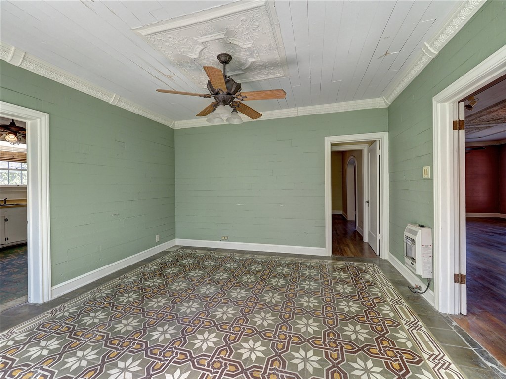 201 Del Mar Blvd Property Photo 9