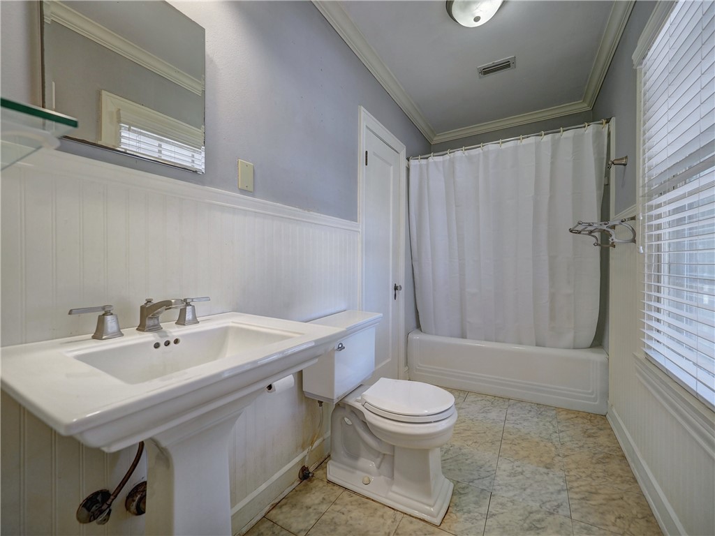 201 Del Mar Blvd Property Photo 27