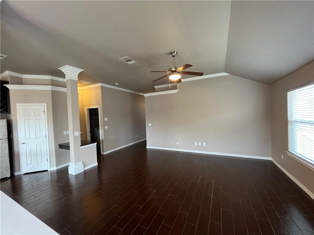 7305 Kolda Dr Property Photo 4