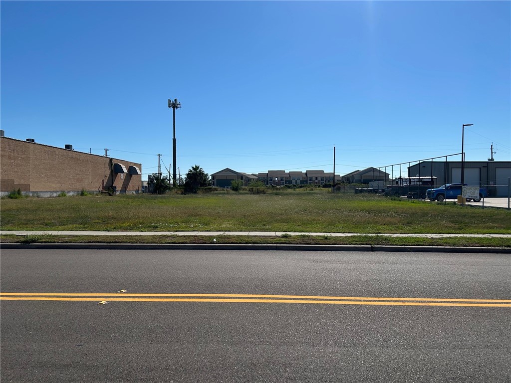 476780 Property Photo 1