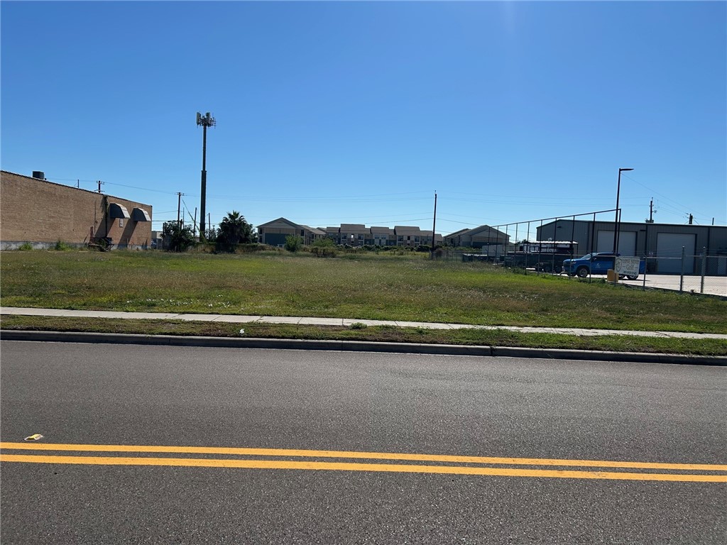 476780 Property Photo 2