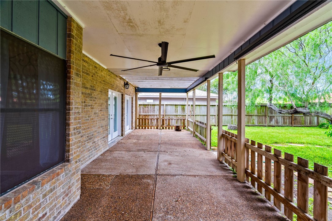 354 Claremore St Property Photo 12