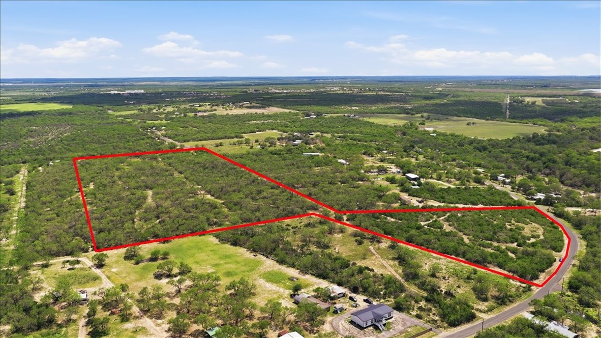 130 Choke Canyon Estates Property Photo 15