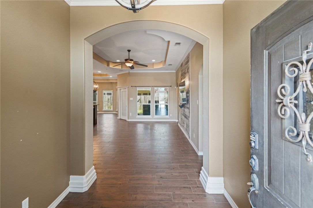 6725 Spurs Nation Dr Property Photo 3