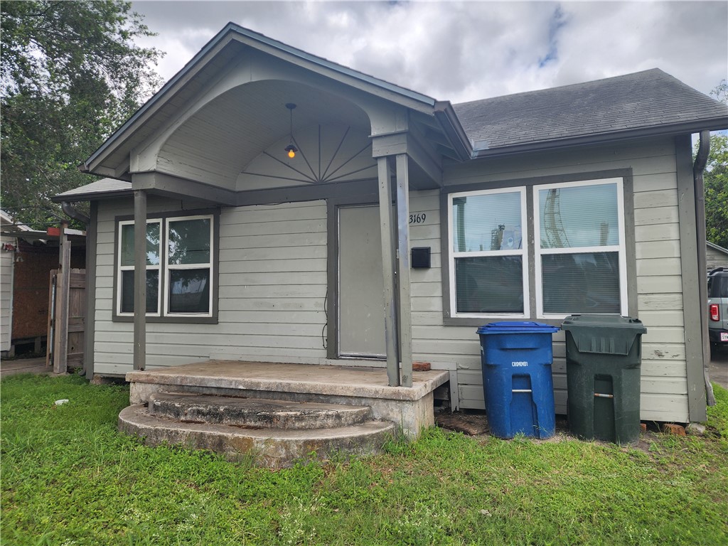 3169 Huisache St Property Photo 1