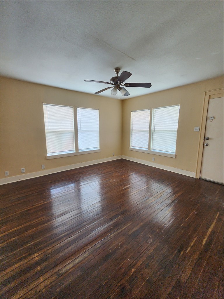 3169 Huisache St Property Photo 2