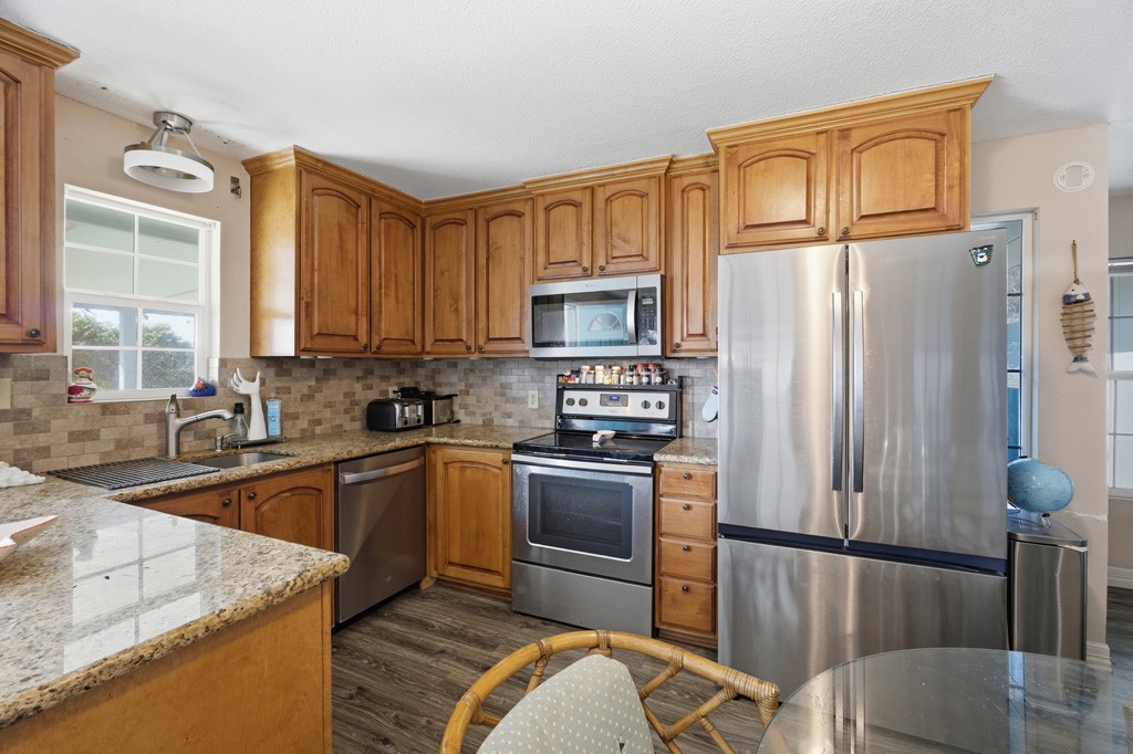 2614 Bay Vista Property Photo 5