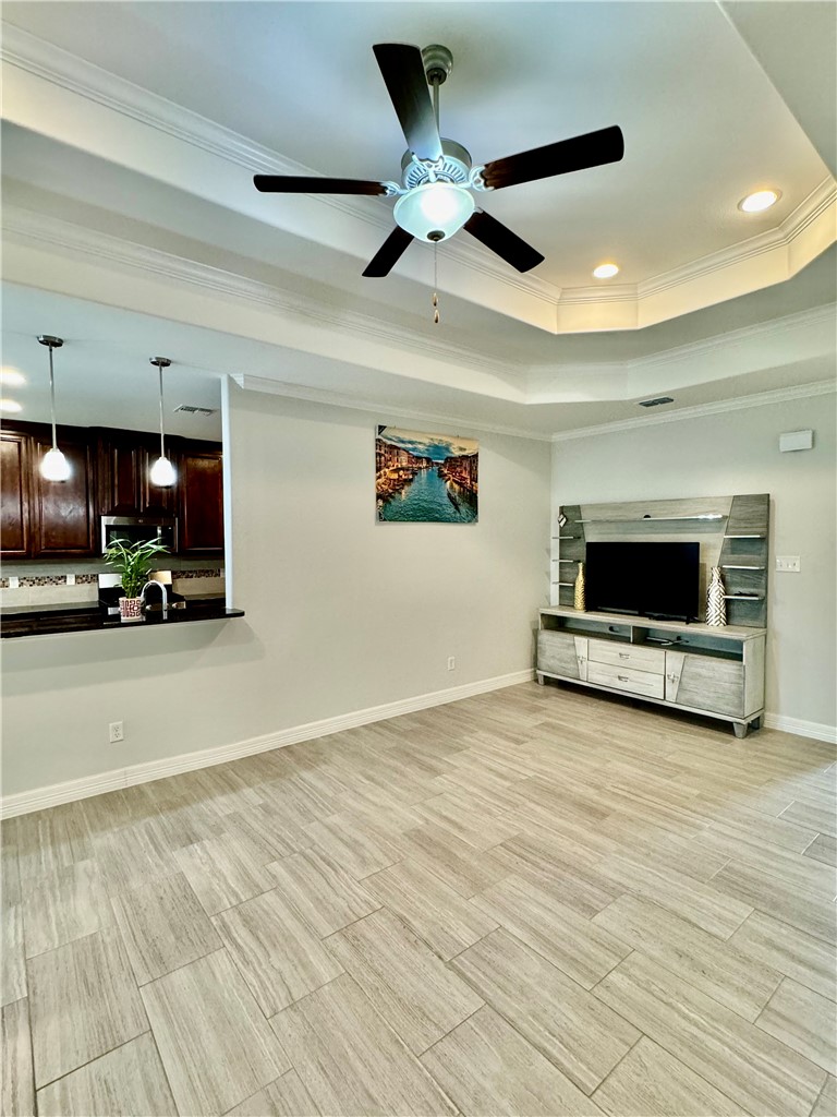 7517 Sable Creek Dr Property Photo 13