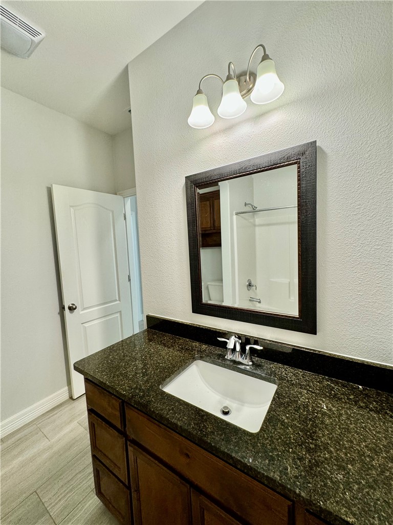 7517 Sable Creek Dr Property Photo 17