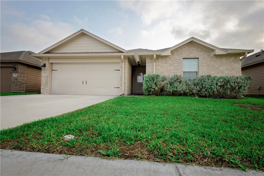 7722 Lariat Toss Dr Property Photo 2