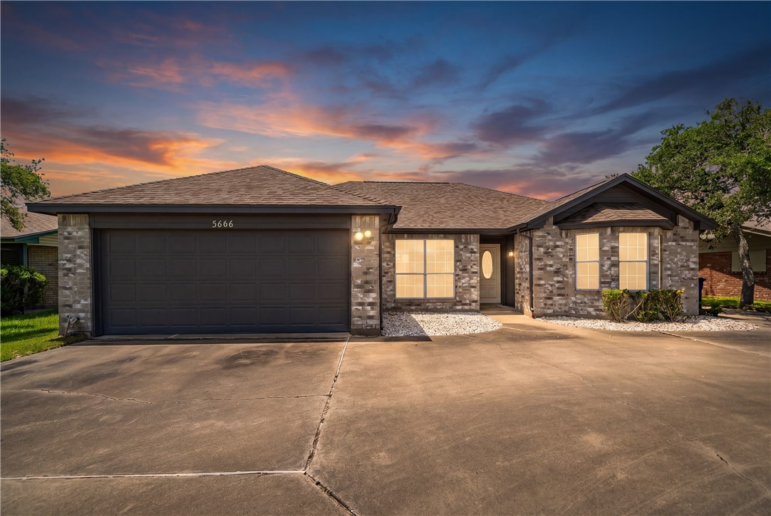 3606 Flour Bluff Dr Property Photo 1