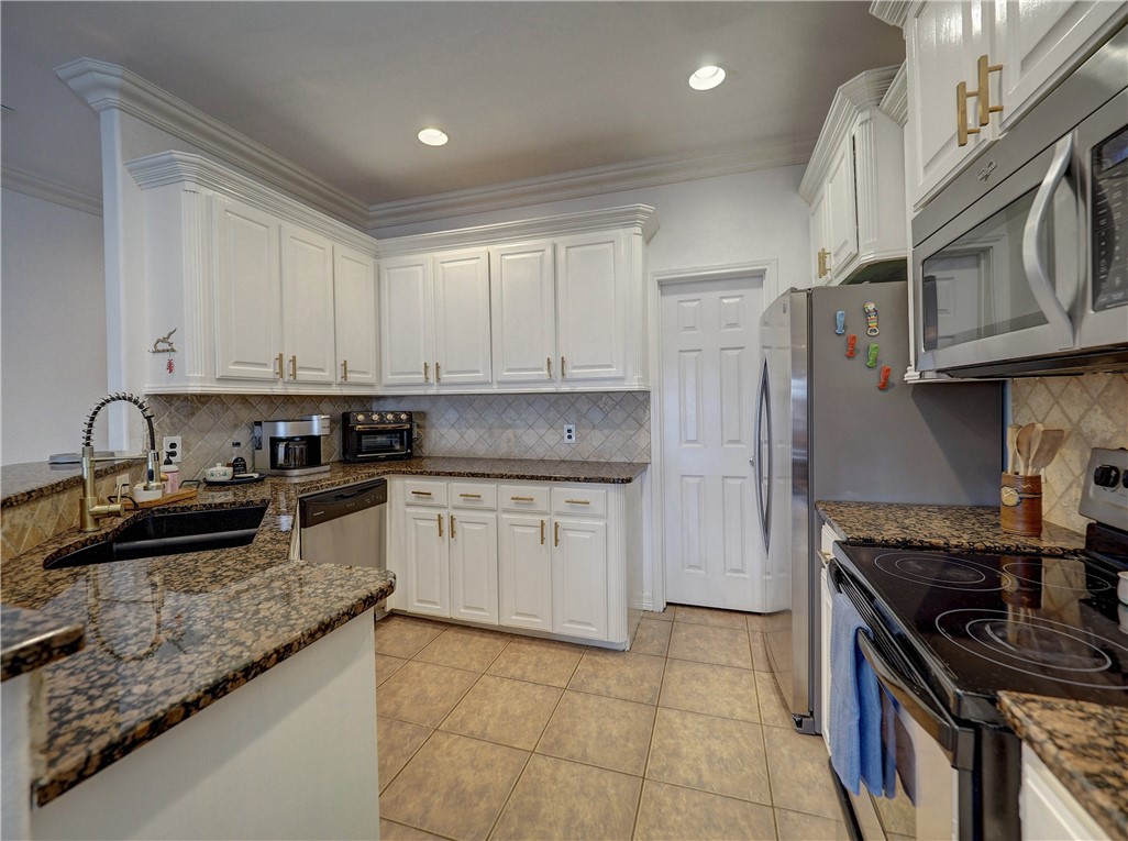 15402 Seamount Cay Ct 102b Property Photo 8