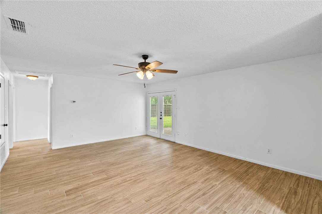 5330 Hitching Post Property Photo 12