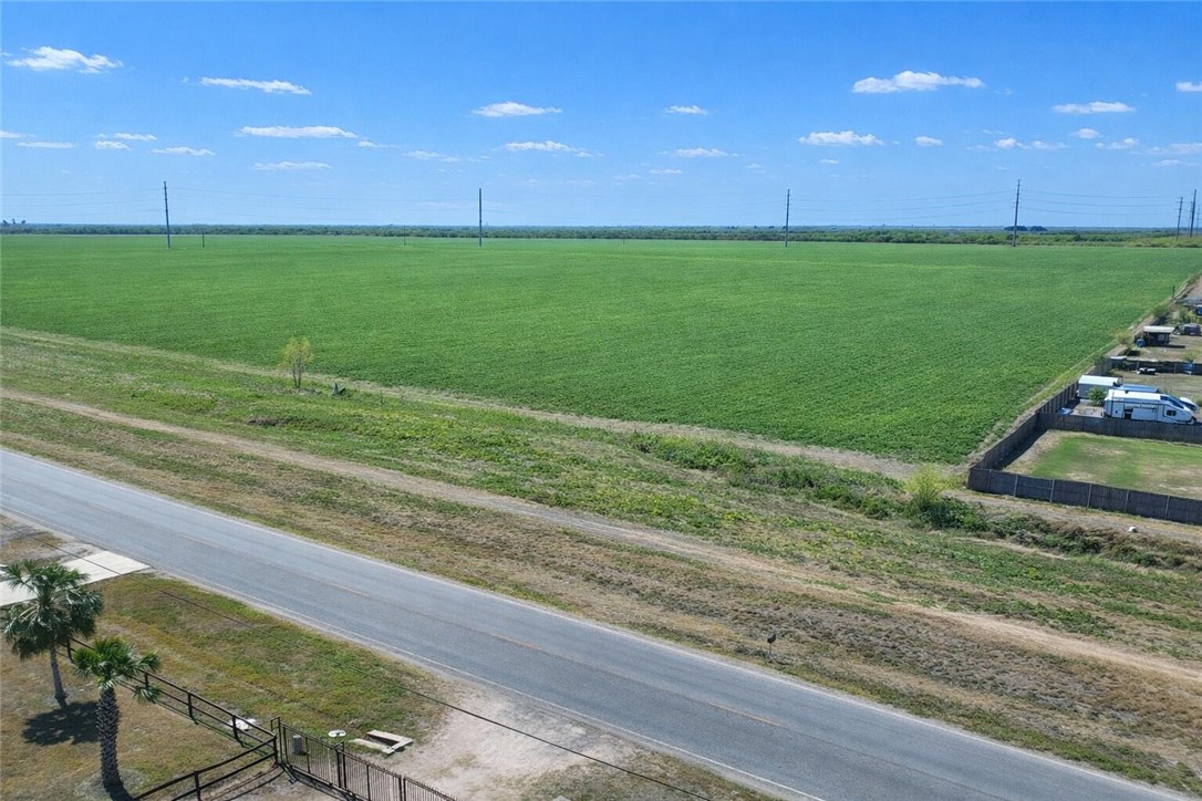 0 Fm2556 Property Photo 3