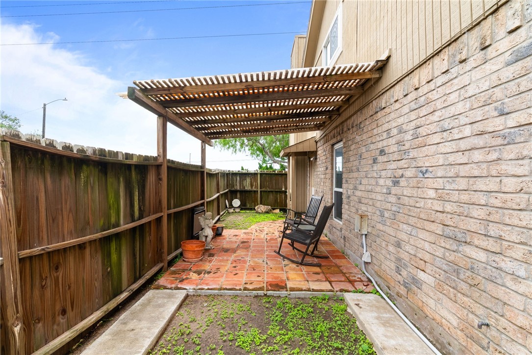 7141 Premont Dr 3 Property Photo 21