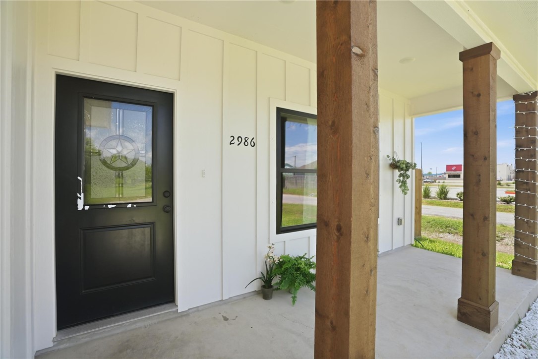 2986 Mayfield Property Photo 3