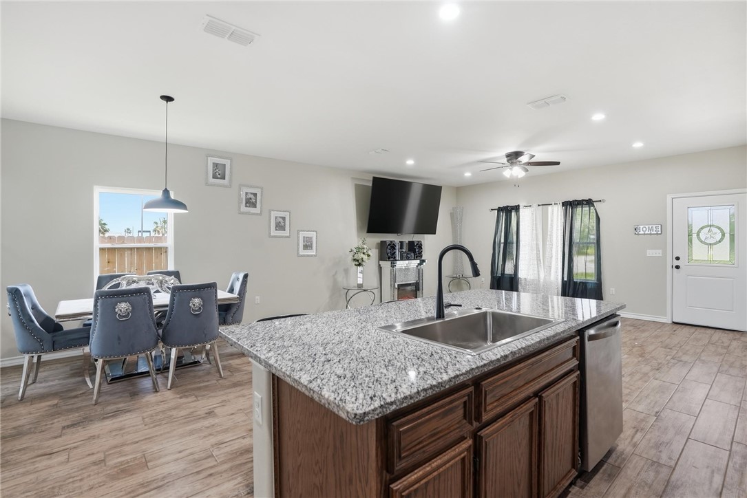 2986 Mayfield Property Photo 10