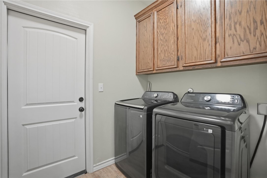 2986 Mayfield Property Photo 17