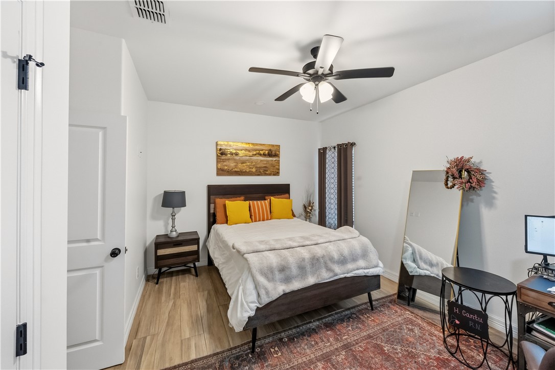 4026 Fold Ln Property Photo 7
