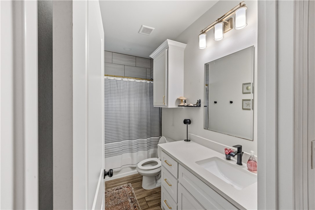 4026 Fold Ln Property Photo 9