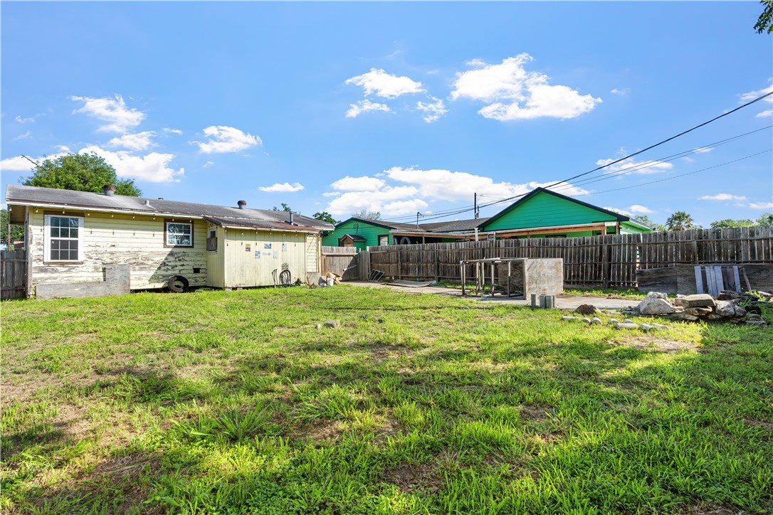 4310 Fir St Property Photo 16