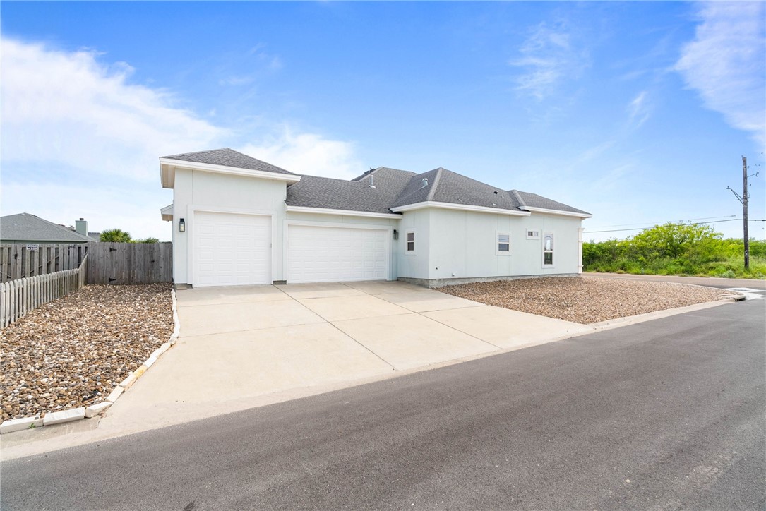 14702 Aquarius St Property Photo 2