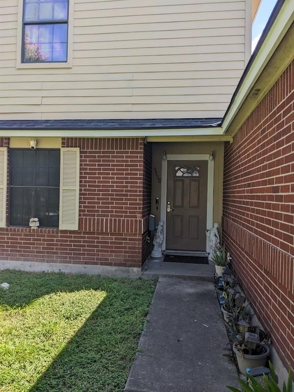 5138 Cavendish Dr Property Photo 2