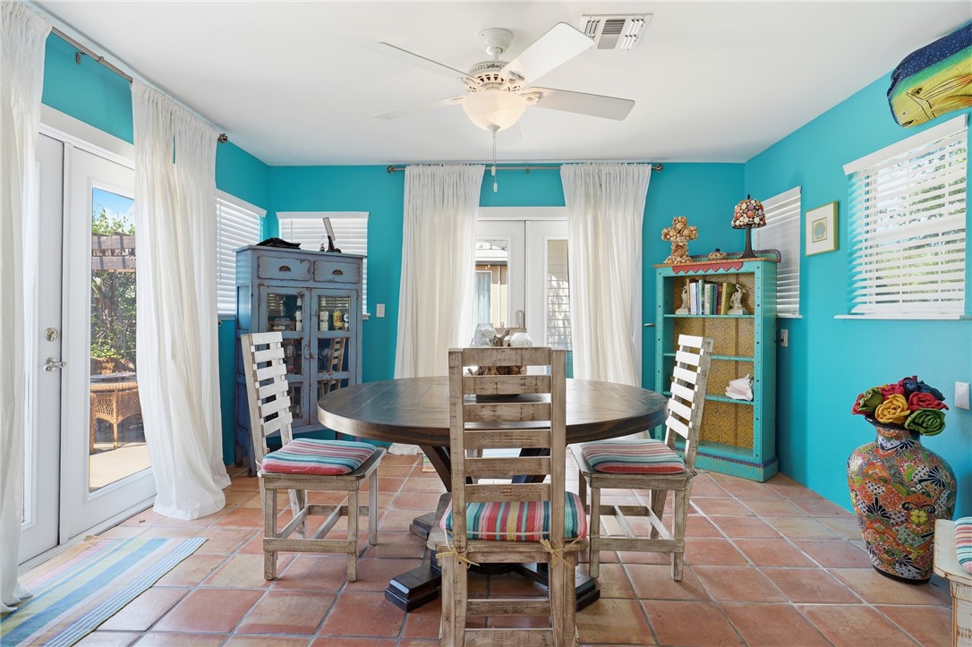 1029 Lady Claire St Property Photo 13