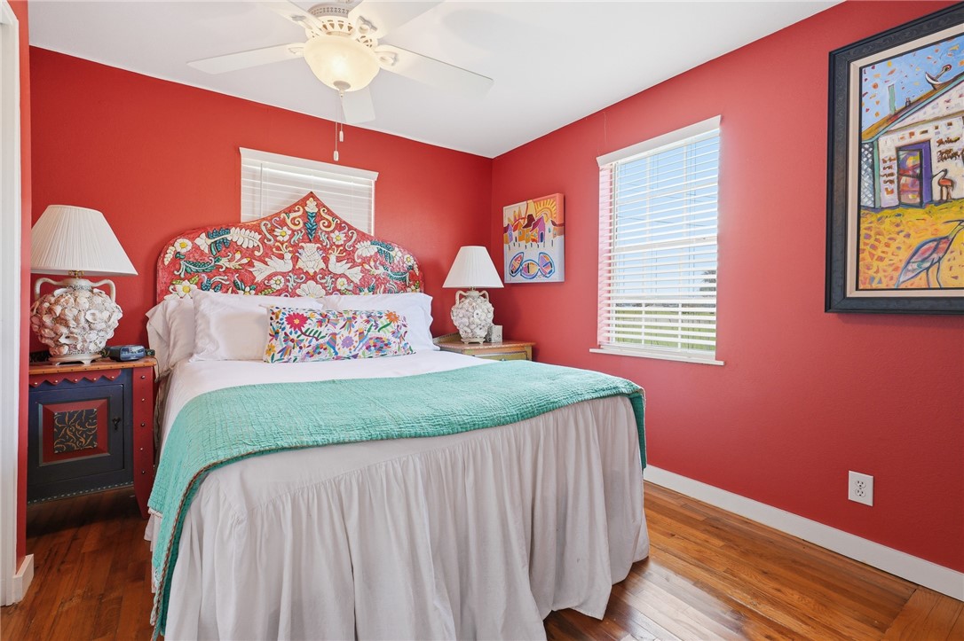 1029 Lady Claire St Property Photo 18
