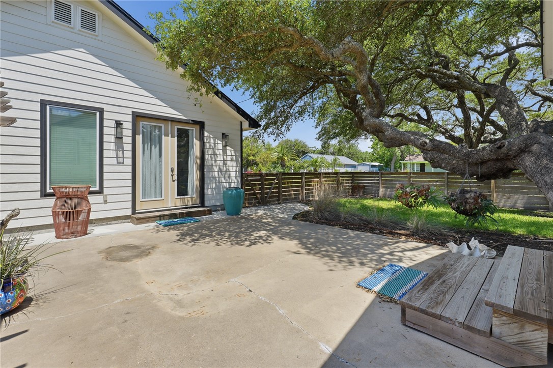 1029 Lady Claire St Property Photo 21